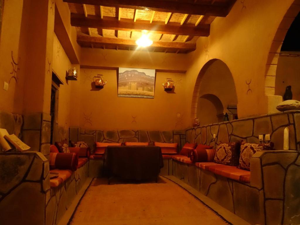Maison D' Hotes Ait Hmid Nkob Exterior foto
